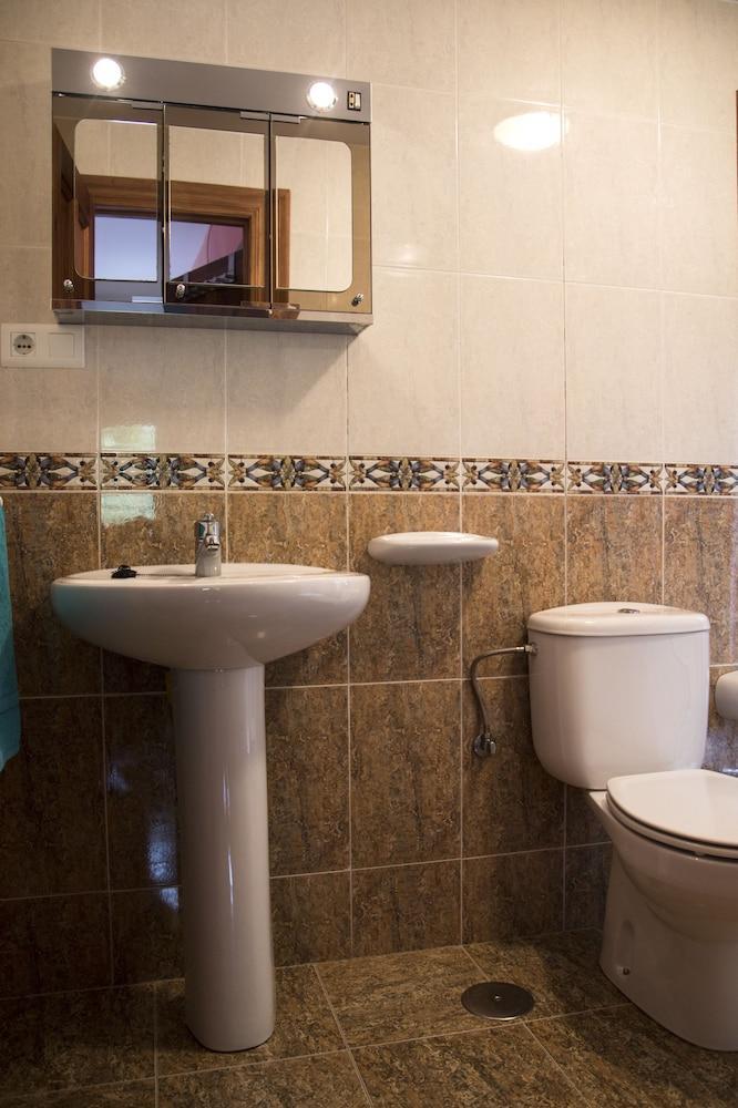 Apartamentos La Regoria Arenas de Cabrales Kültér fotó